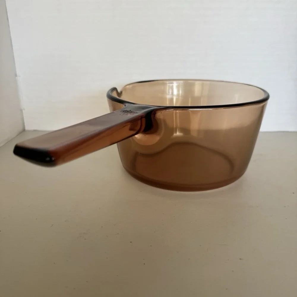 Visions Corning Sauce Pot 1L Brown Glass with Pour Spout Vintage USA